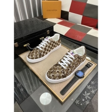 Louis Vuitton Low Shoes